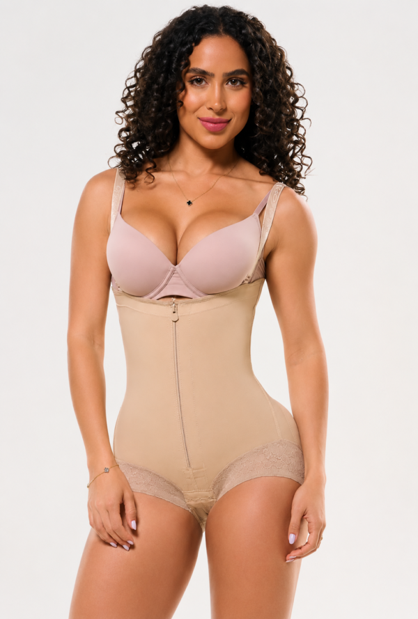 ChatGPT Image 30 sept 2026, 02_33_39 p.m. Faja Strapless con Cremallera tanga + Gel Moldea 120ml